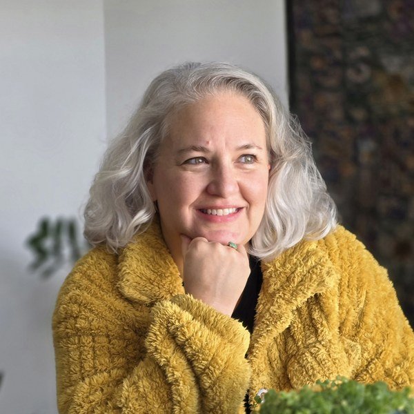 Sarah Farina